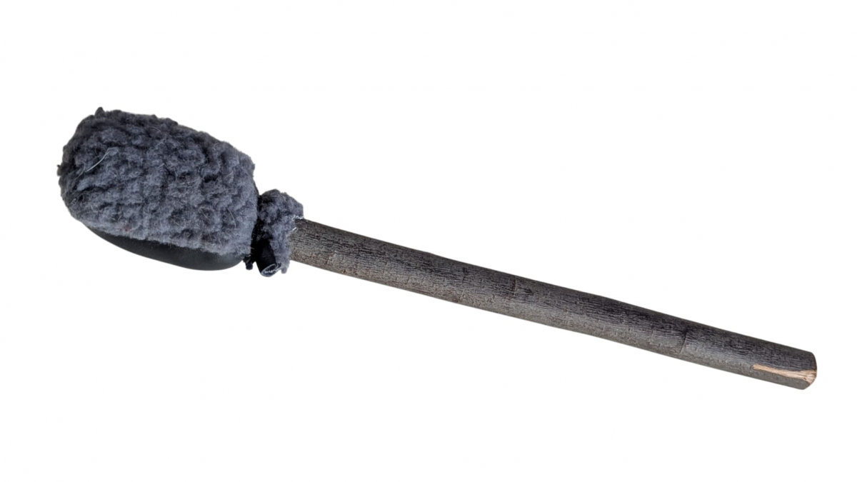 Double-sided drumstick for shamanic drum, leather + sheepskin