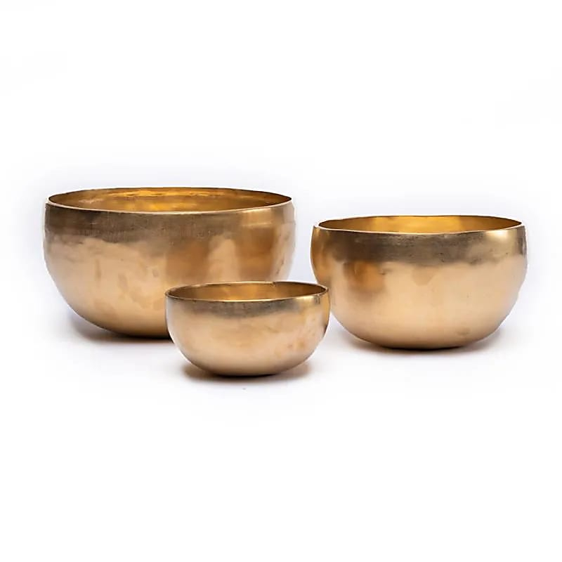 Hand-hammered Sattva Tibetan Singing Bowl 1750-2000g, 25cm