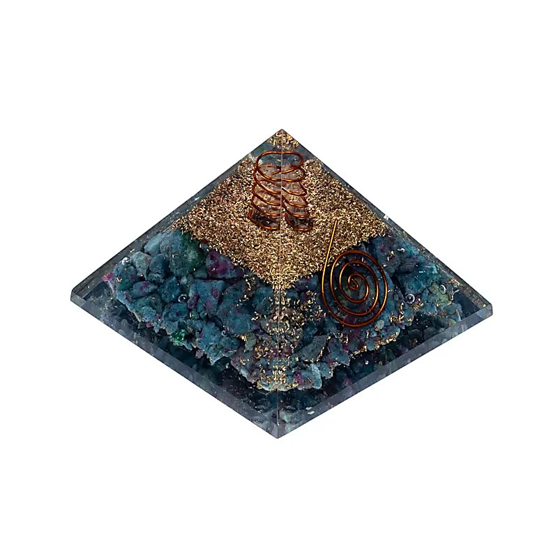 Orgonite Pyramid – Ruby in Kyanite