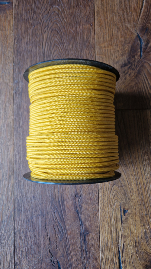 Professional 5.5 mm djembe cord with a pale orange core - 1m