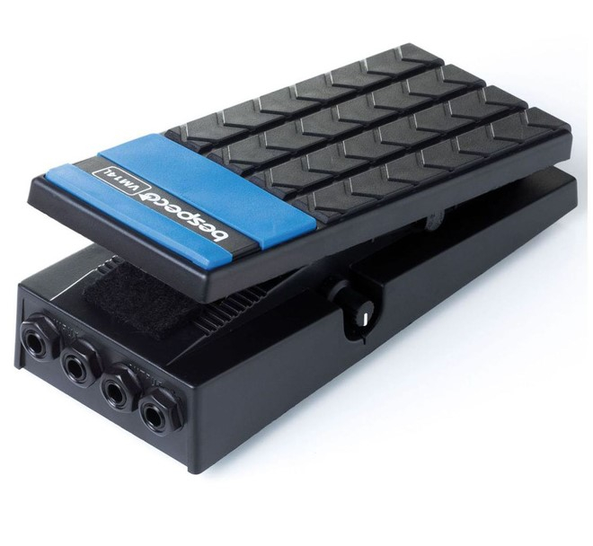Stereo volume pedal Bespeco VM14L